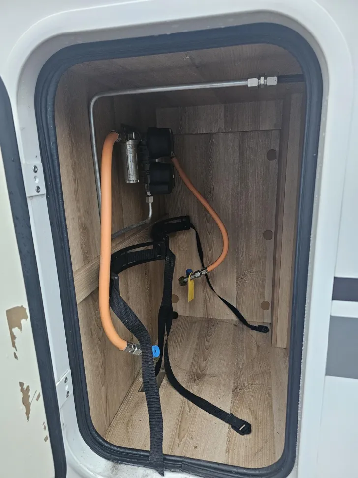 Fahrzeugbild GIOTTILINE Therry T 32 /Luftfederung/Lithium/Solar/SAT/TV #6