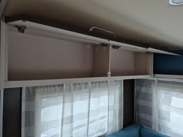 Fahrzeugbild Dethleffs c-go 465 KR up! Hubbett/Etagenbett/Mover #16