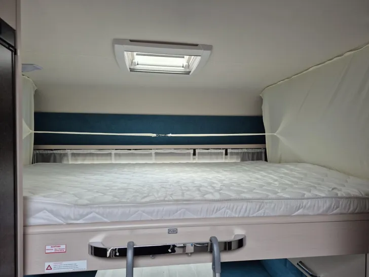 Fahrzeugbild Dethleffs c-go 465 KR up! Hubbett/Etagenbett/Mover #26