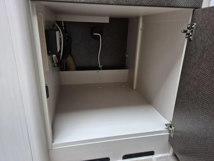 Fahrzeugbild Dethleffs c-go 465 KR up! Hubbett/Etagenbett/Mover #37