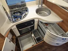 Fahrzeugbild Carthago chic c-line I 6.2 XL QB Silverline /Hubbett/ALDE #30