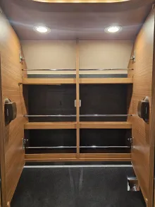 Fahrzeugbild Carthago chic c-line I 6.2 XL QB Silverline /Hubbett/ALDE #38