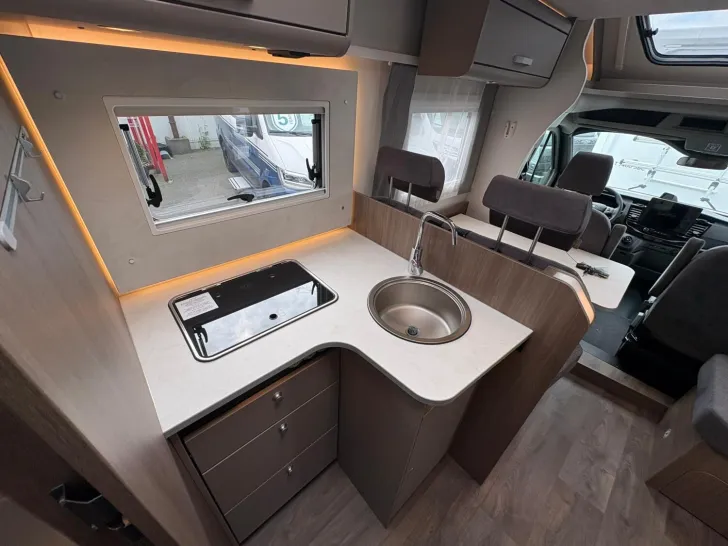 Fahrzeugbild Carado Edition26 T Ford 447 /Trail+Assist.-Pkt/Hubbett #15