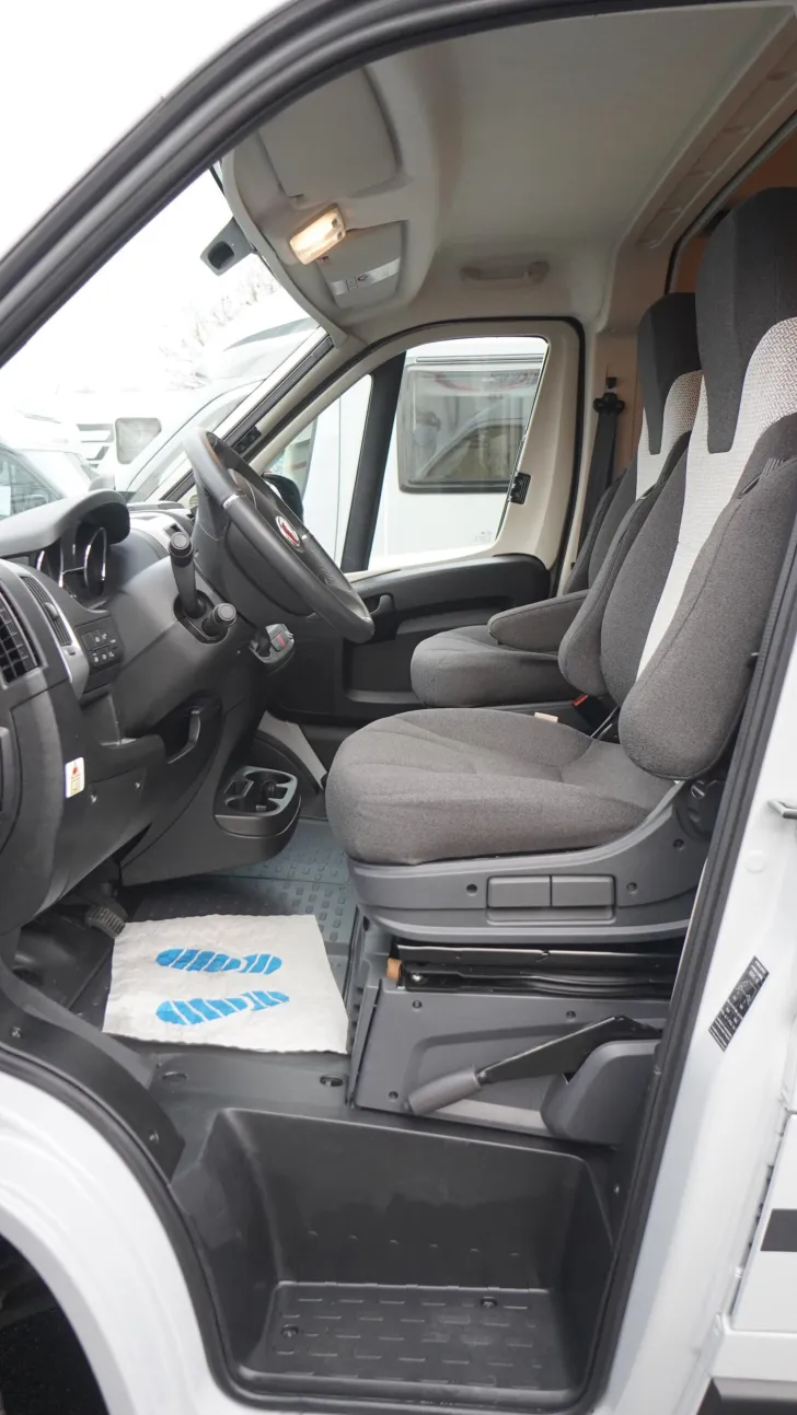 Fahrzeugbild Hymer Free Campus 600 /aAHK/Dieselheizung/Markise/RFK #14