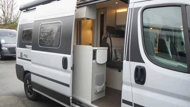 Fahrzeugbild Hymer Free Campus 600 /aAHK/Dieselheizung/Markise/RFK #23