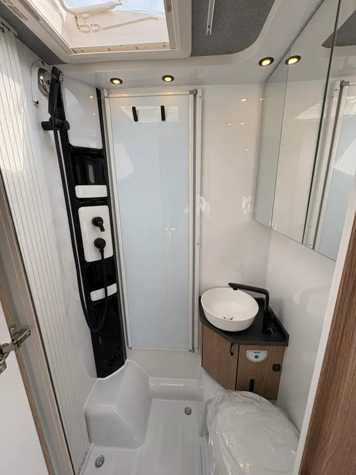 Fahrzeugbild Hobby OnTour T 710 GE #31