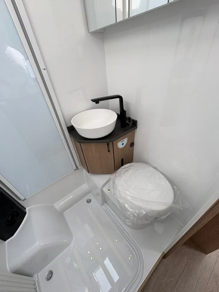 Fahrzeugbild Hobby OnTour T 710 GE #37