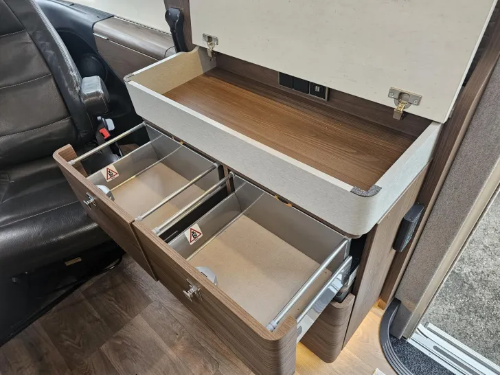 Fahrzeugbild Hymer B-Klasse ML I 890 Stützen/Lithium/Klima/Solar #19