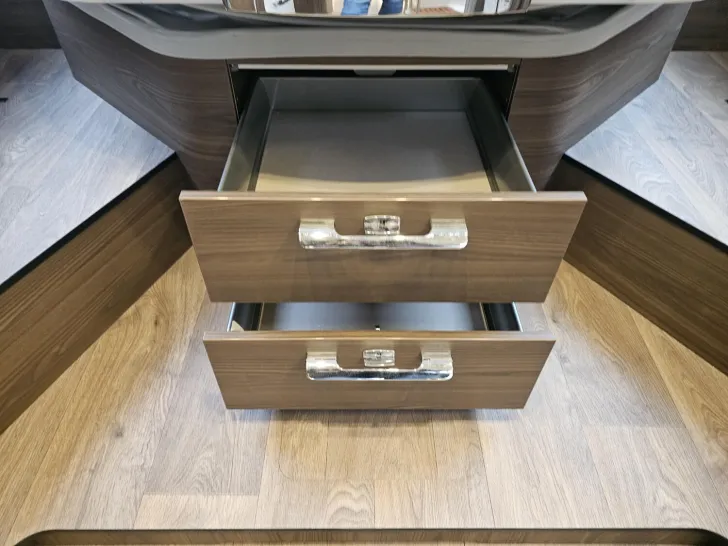 Fahrzeugbild Hymer B-Klasse ML I 890 Stützen/Lithium/Klima/Solar #34
