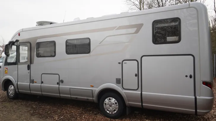 Fahrzeugbild Hymer B-Klasse SL 704 Hubstützen/Lithium/Dachklima #4
