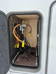 Fahrzeugbild Hymer B-Klasse SL 704 Hubstützen/Lithium/Dachklima #8