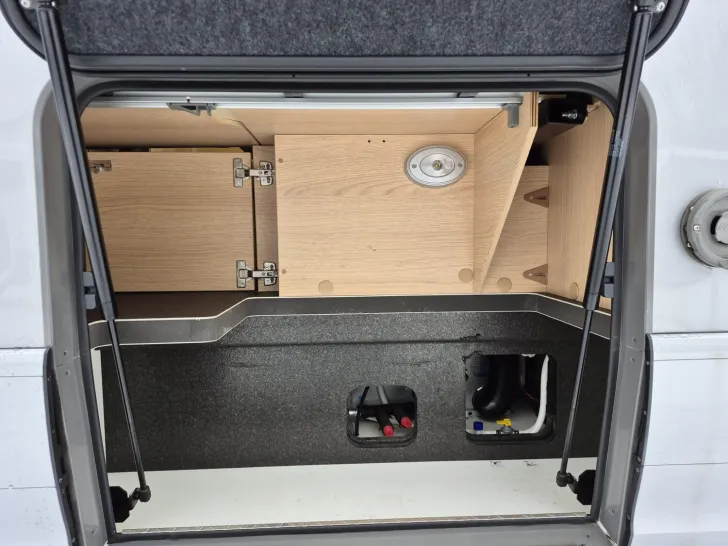 Fahrzeugbild Hymer B-Klasse SL 704 Hubstützen/Lithium/Dachklima #11