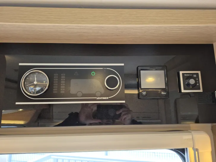 Fahrzeugbild Hymer B-Klasse SL 704 Hubstützen/Lithium/Dachklima #30