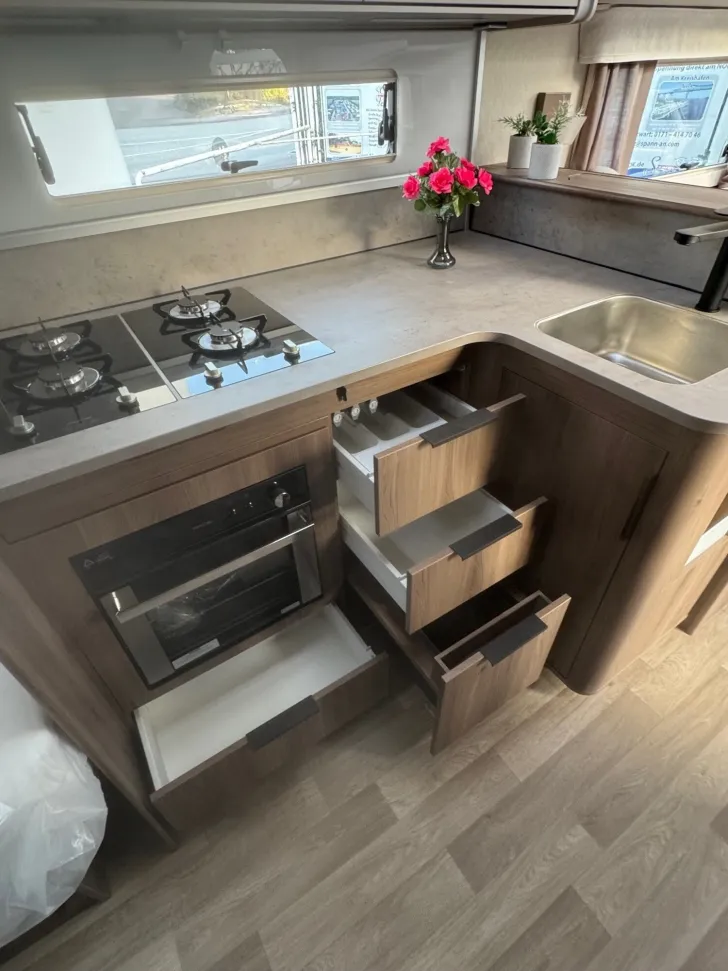 Fahrzeugbild Kabe Royal 740 CTDL KS Panoramafenster, 2.800 kg #15