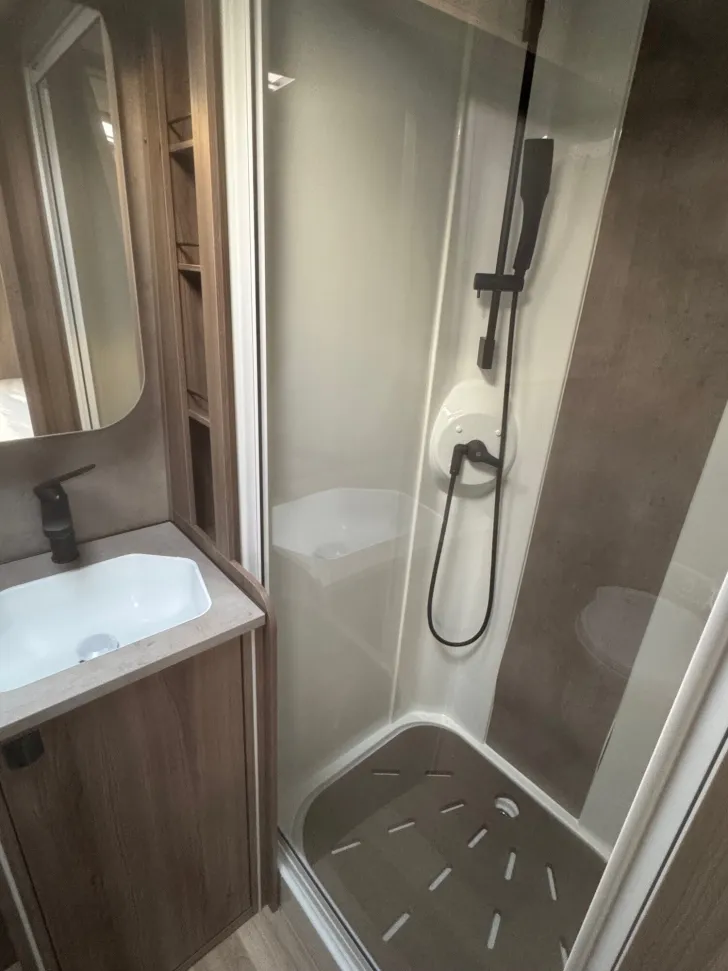 Fahrzeugbild Kabe Royal 740 CTDL KS Panoramafenster, 2.800 kg #19