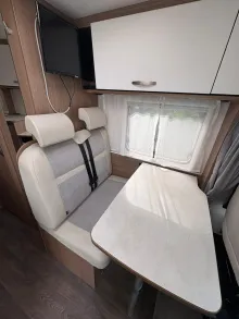 Fahrzeugbild Carado V 337 Europa Edition /Wechselrichter/RFK/SAT-TV #20