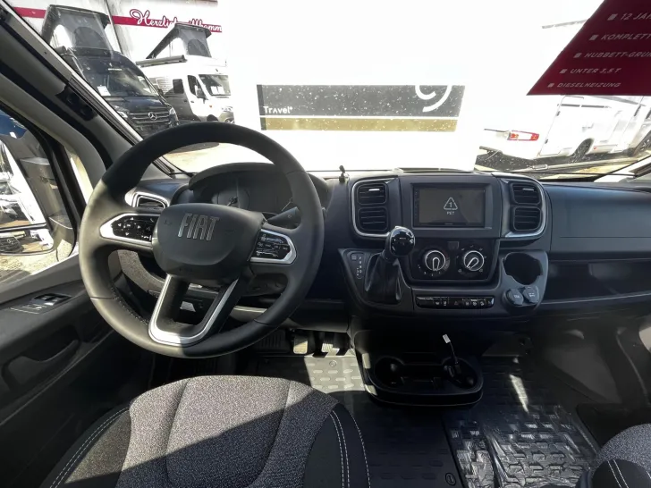 Fahrzeugbild LMC Tracer 680 DL /Automatik/Chassis Paket #17