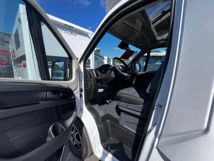 Fahrzeugbild LMC Tracer 680 DL /Automatik/Chassis Paket #20