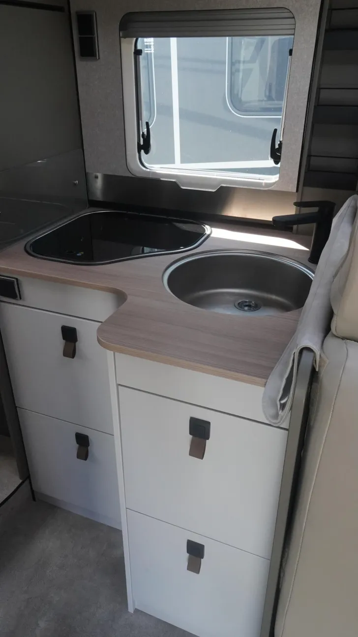 Fahrzeugbild Hymer GT-S 600 /Modell 2027/Markise/Solar 2x 95 Watt #12
