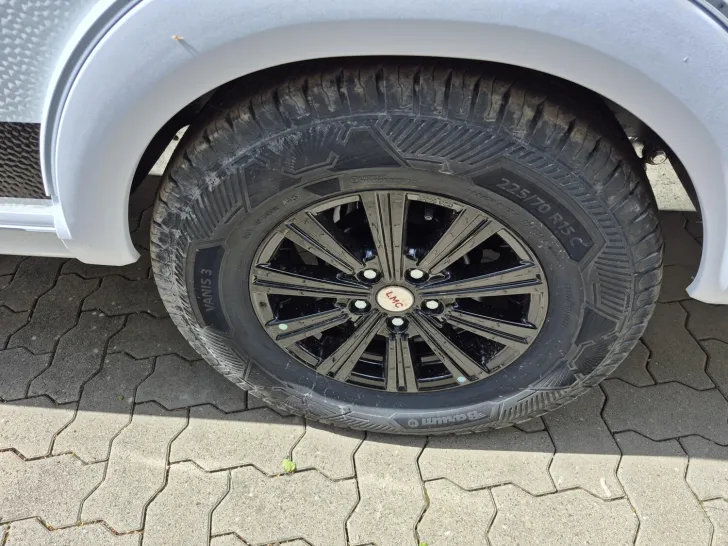 Fahrzeugbild LMC Style 582 K /2.000 kg/Style Paket #6