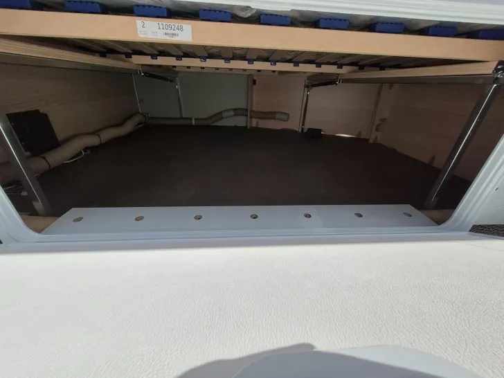 Fahrzeugbild LMC Style 582 K /2.000 kg/Style Paket #9