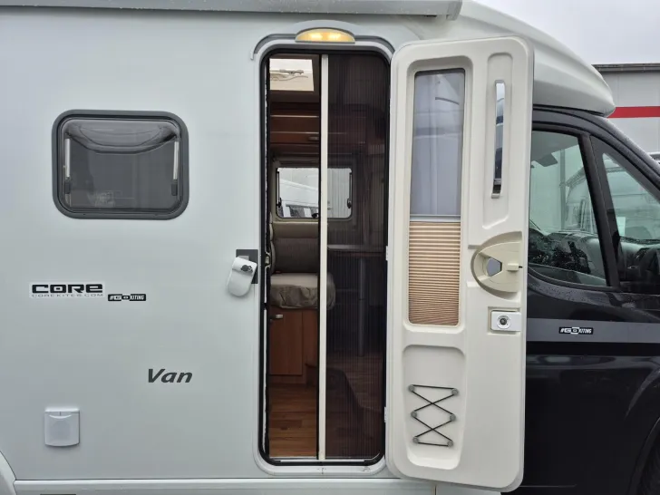 Fahrzeugbild Hymer Van 374 Solar/Markise/Längsbetten/1. Hand #17