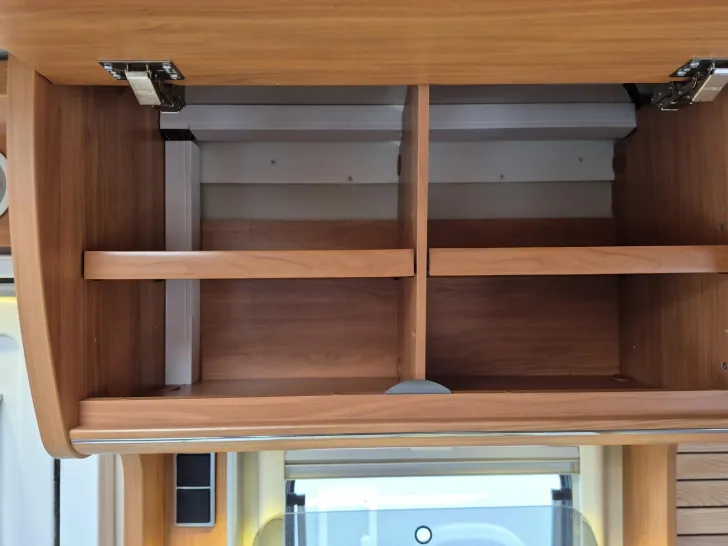 Fahrzeugbild Hymer Van 374 Solar/Markise/Längsbetten/1. Hand #25