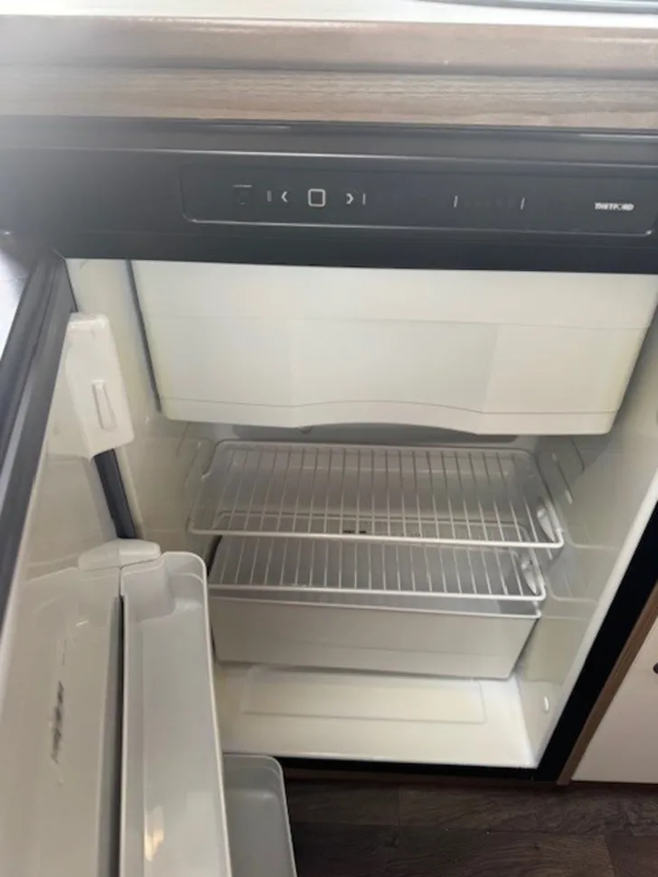 Fahrzeugbild Carado V 337 Solar + Lithium #15