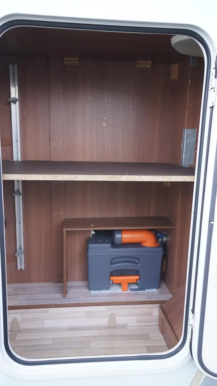 Fahrzeugbild LMC Breezer Camperline H 577 / Markise, 3.500 kg #8