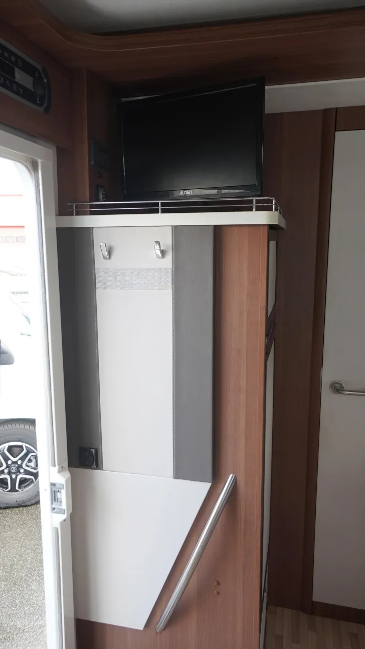 Fahrzeugbild LMC Breezer Camperline H 577 / Markise, 3.500 kg #12