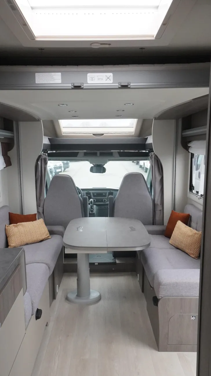 Fahrzeugbild Chausson Titanium 720 /Alarmanlage/Markise/SAT-TV #29