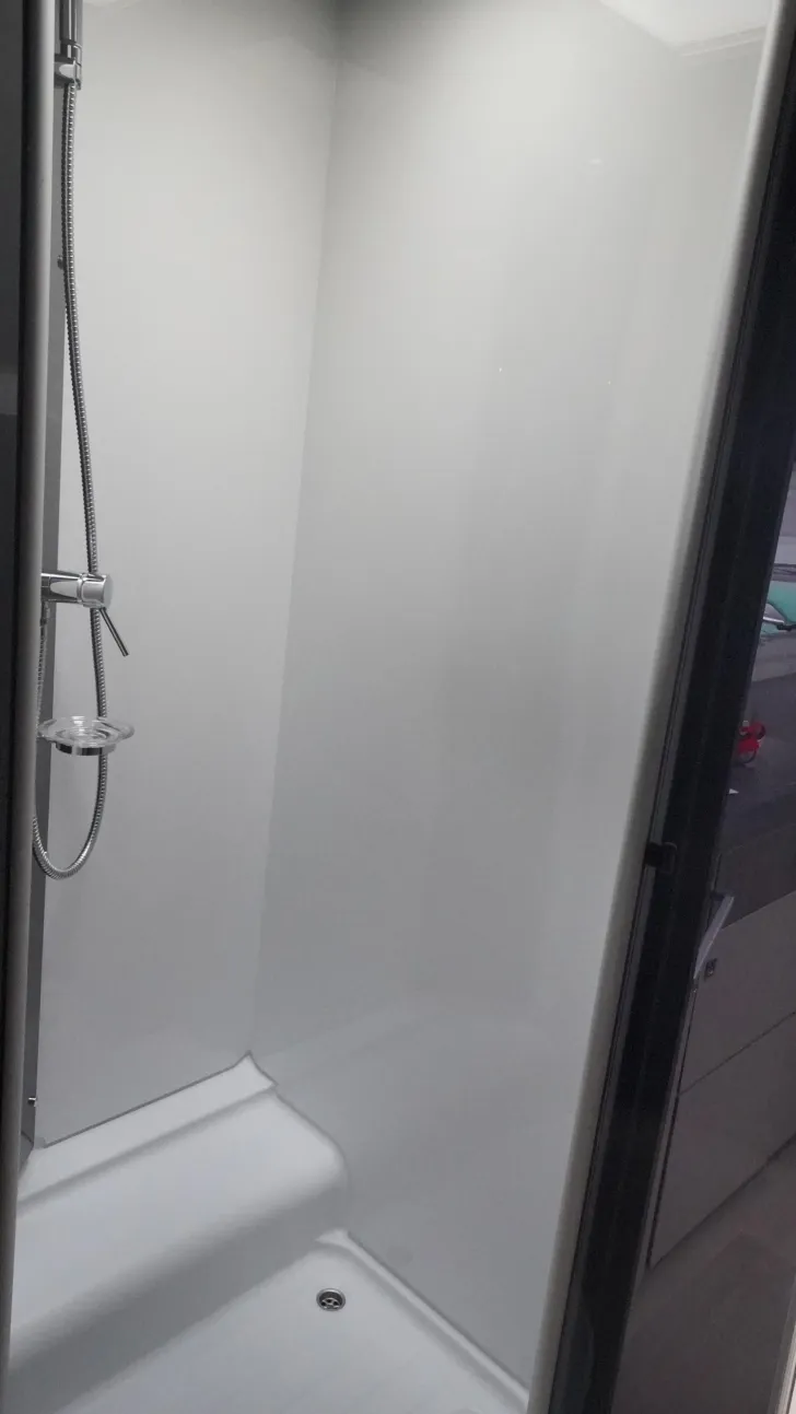 Fahrzeugbild Chausson Titanium 720 /Alarmanlage/Markise/SAT-TV #50