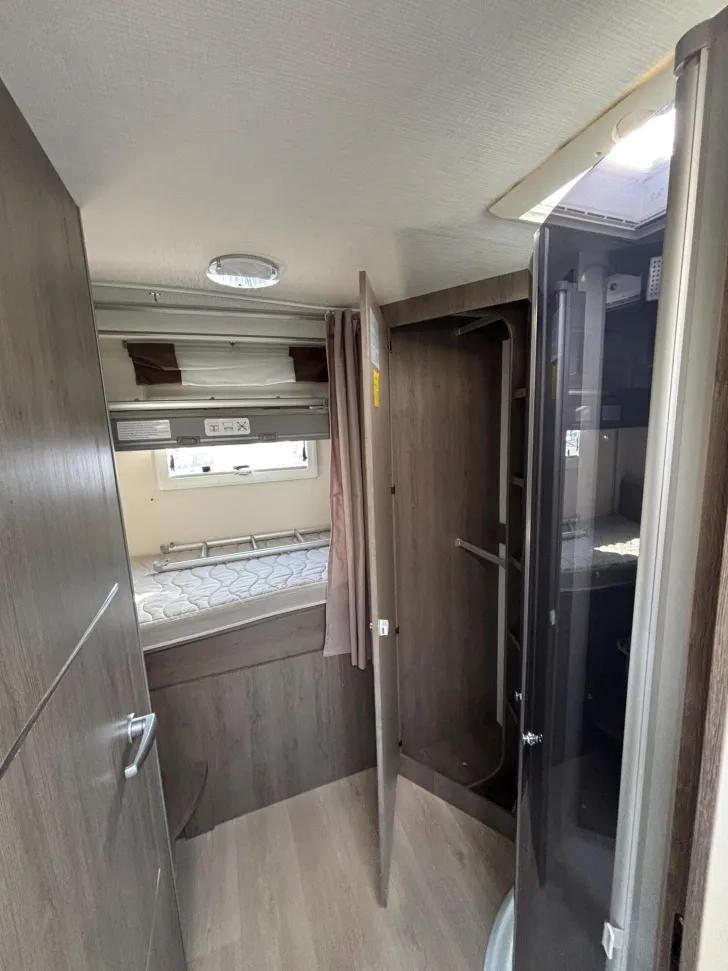 Fahrzeugbild Chausson Titanium 720 /Alarmanlage/Markise/SAT-TV #68