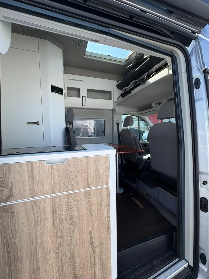 Fahrzeugbild VW Grand California 600 /Luftfederung/Hochbett/AHK #13