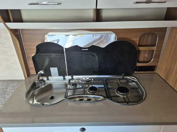 Fahrzeugbild Hymer Eriba Eriba Exciting 530 /2.000kg/ATC/Schlafdach #12