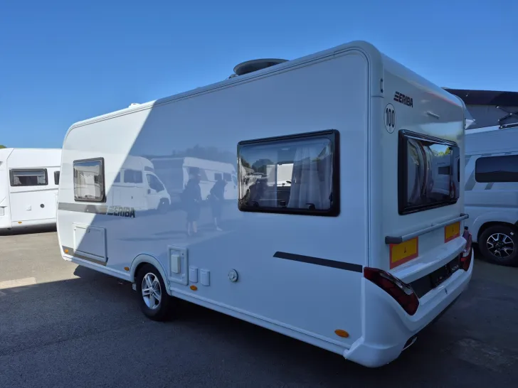 Fahrzeugbild Hymer Eriba Eriba Nova 480 Trend /2.000 Kg/SAT/Alu/Mover #4