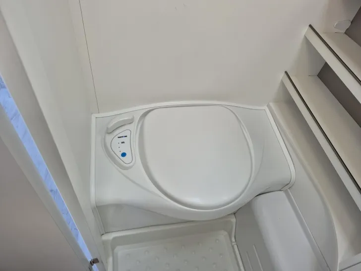Fahrzeugbild Hymer Eriba Eriba Nova 480 Trend /2.000 Kg/SAT/Alu/Mover #30