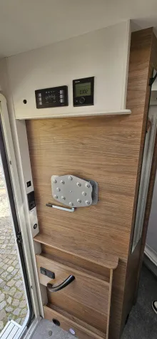 Fahrzeugbild Corigon T Slim 70 LS /Solar/Combi 6D/Chassis Paket #16