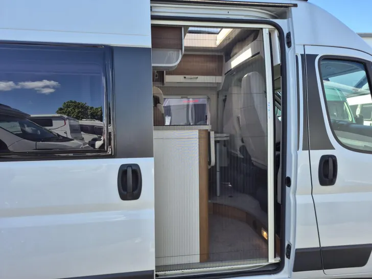 Fahrzeugbild VanTourer 600 L Längsbetten Clesana/Tempomat/AHK #16