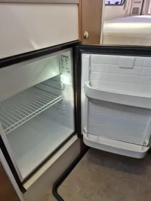 Fahrzeugbild VanTourer 600 L Längsbetten Clesana/Tempomat/AHK #29