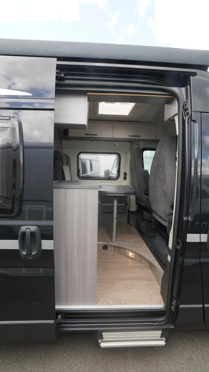 Fahrzeugbild Hobby Vantana OnTour K60 FT /RFK/Navi/1. Hand/Solar #14