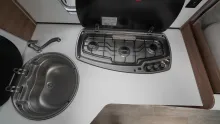 Fahrzeugbild Pilote P 696 D Essentiel Backofen/Sat+TV/Solar #15