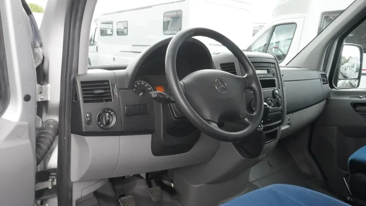 Fahrzeugbild CS Reisemobile Rondo CS Rondo SAT/Rahmenfenster/1.Hand #21
