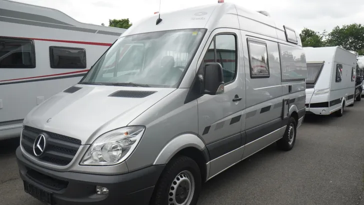 Grundriss Tag CS Reisemobile Rondo CS Rondo SAT/Rahmenfenster/1.Hand