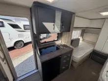 Fahrzeugbild Hobby De Luxe 460 LU #14