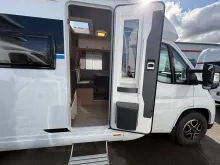 Fahrzeugbild Hobby OnTour C 680 GE /Markise/Tempomat/RFK #8
