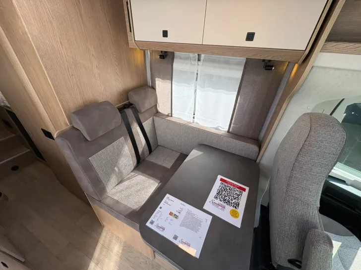 Fahrzeugbild Hobby OnTour C 680 GE /Markise/Tempomat/RFK #18