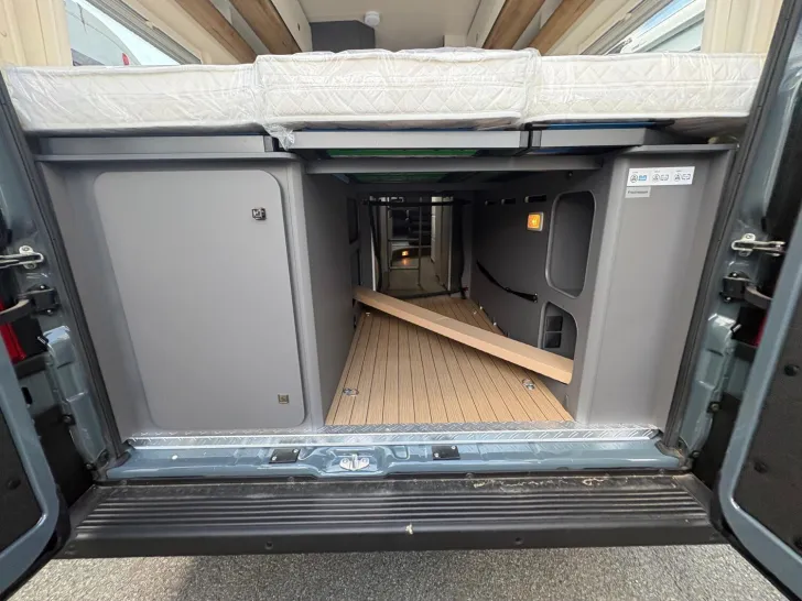 Fahrzeugbild Hobby Prestige Van 640 ET /Vision Paket/Markise #7