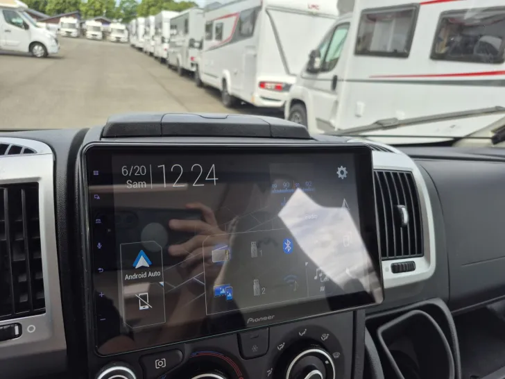 Fahrzeugbild Mooveo Van 54DB Anhängerkupplung/SAT + TV #17