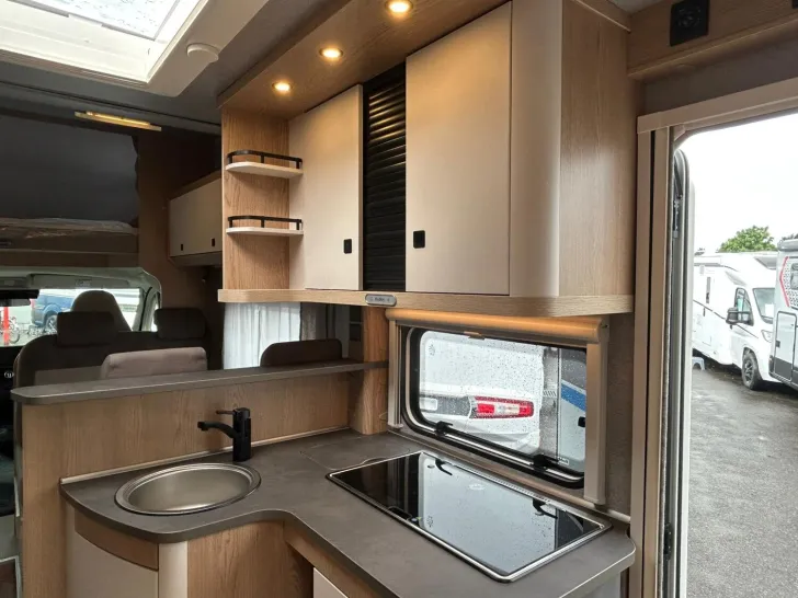 Fahrzeugbild Hobby OnTour A 720 GFM /6 Schlafplätze/Markise/Automatik #20